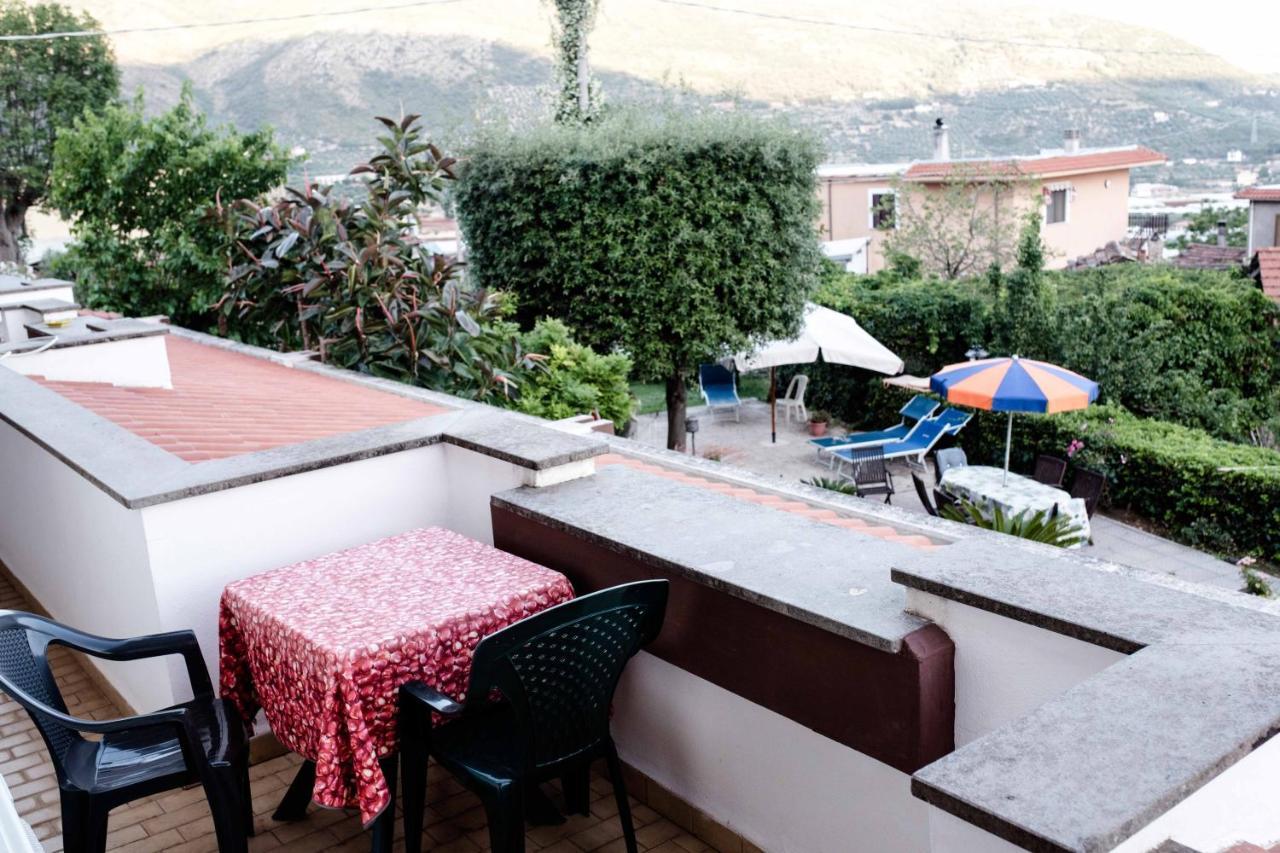 Villa Ida Bed & Breakfast Terracina Buitenkant foto